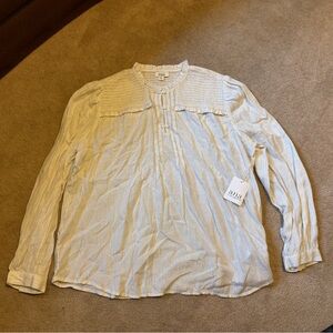 a.n.a Textured Cream Blouse with Button Detail